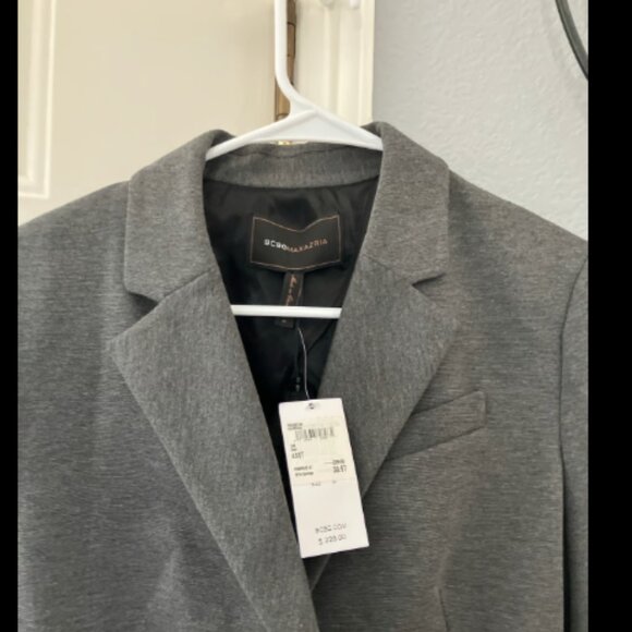 🎄BCBG Maxazria size Medium Grey Blazer NWT Retail $228 - Picture 3 of 5
